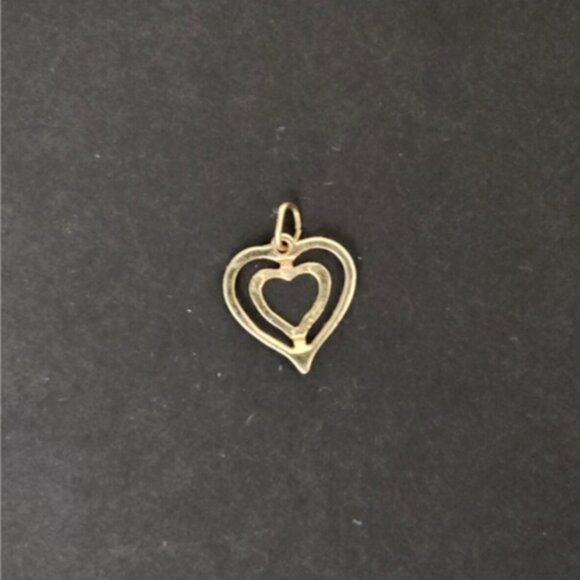 RARE Antique Vintage Yellow Gold Filled Heart Love Pendant Charm .5" X .5" - Picture 4 of 4